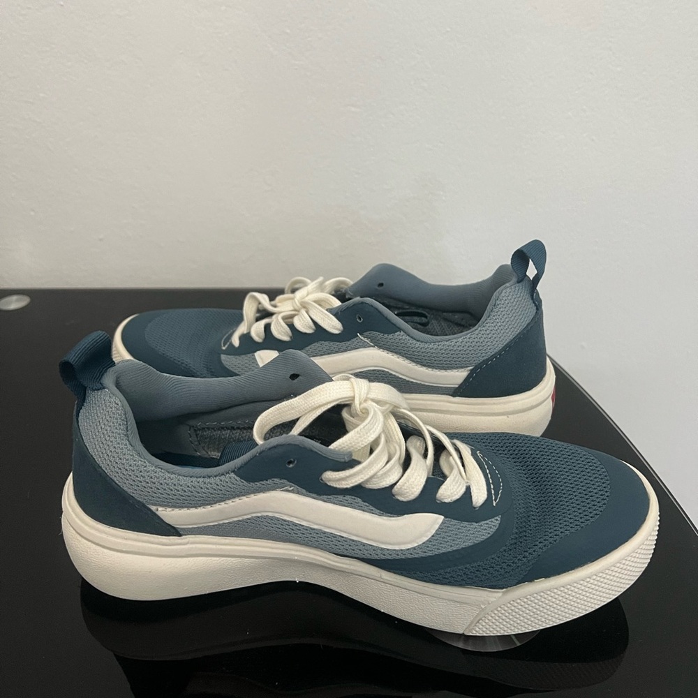 Van’s Women’s Sneaker